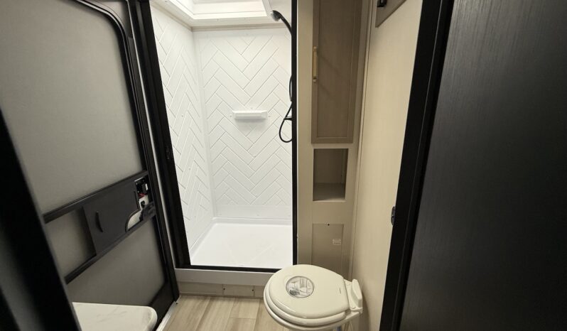 2025 Salem Hemisphere 25BHHL full