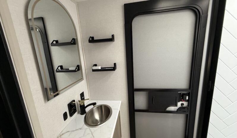 2025 Salem Hemisphere 25BHHL full