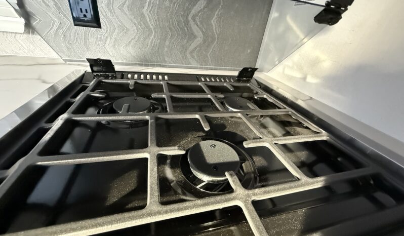 2025 Shasta Oasis I-5 526RBS full