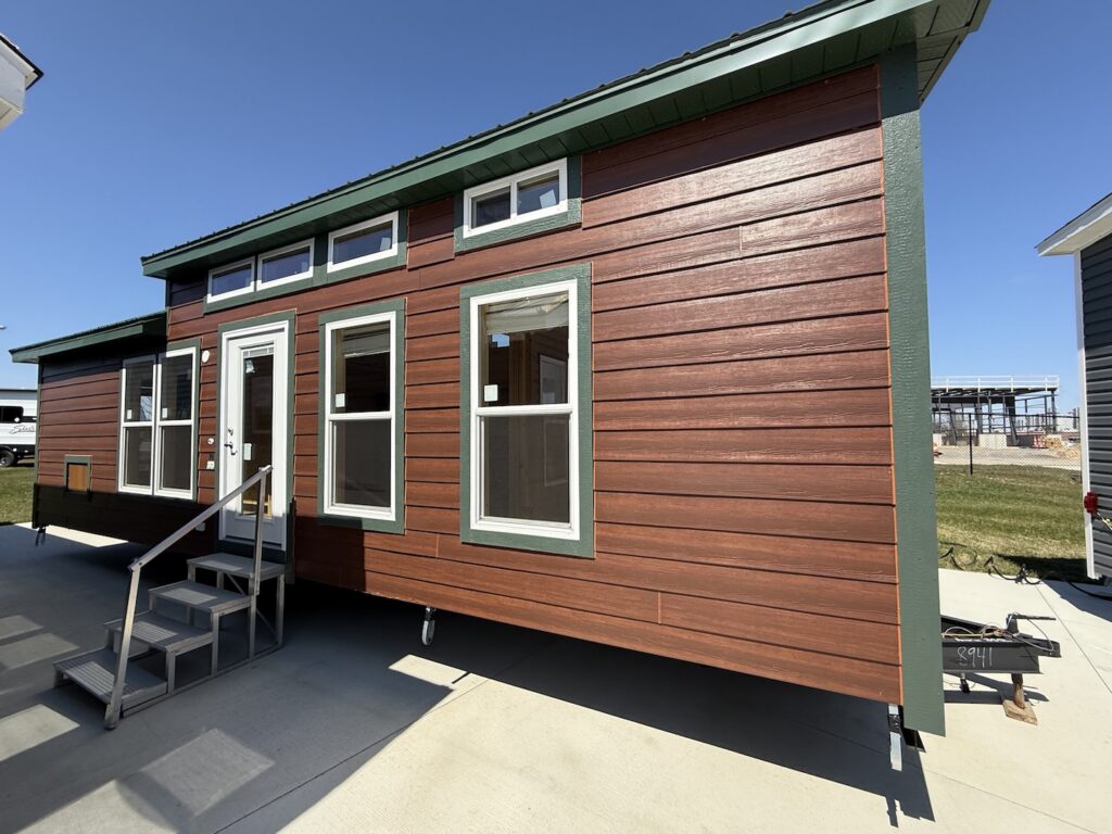 2025 KOA Deluxe Park Model Cabin 35SL