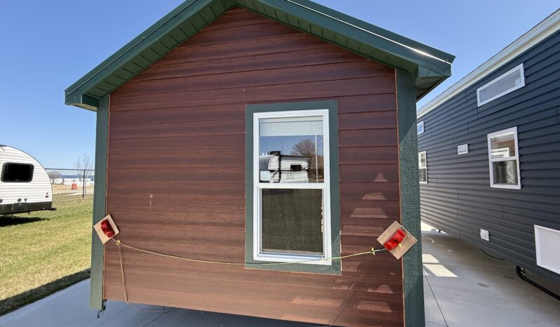 2025 KOA Deluxe Park Model Cabin 35SL full