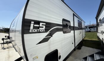 2025 Shasta Oasis I-5 526RBS full