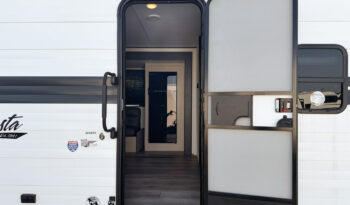 2025 Shasta Oasis I-5 526RBS full