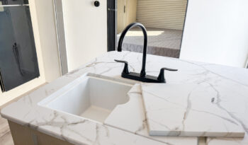 2025 Shasta Oasis I-5 526RBS full