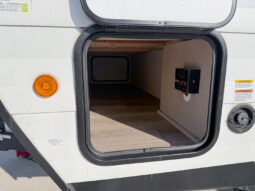2025 Shasta Oasis I-5 526RBS full