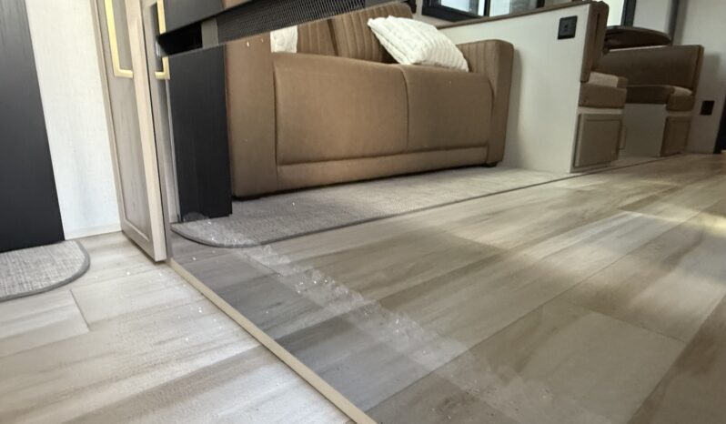 2025 Salem Hemisphere 356QB full