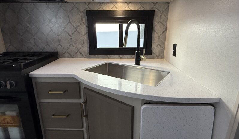 2025 Salem Hemisphere 356QB full