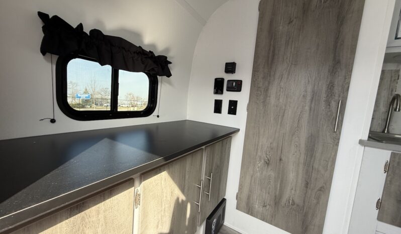 2025 Travel Lite Rove Lite 14FSC full