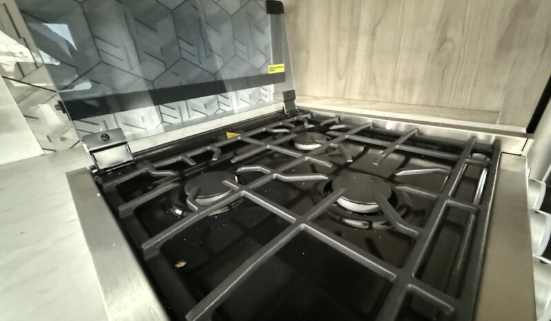 2025 Conquest W6220LE full