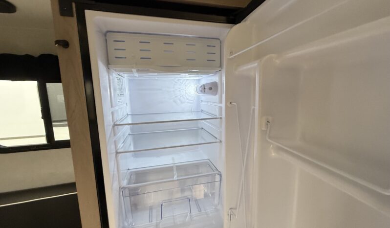 2025 Travel Lite RV 775U full