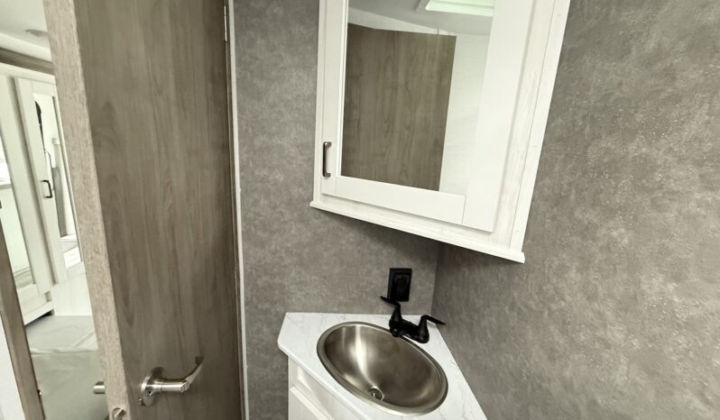 2024 BT Cruiser 5245B full