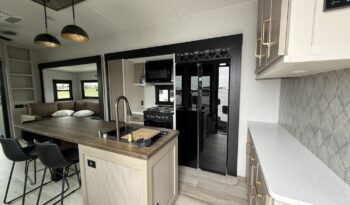 2025 Salem Hemisphere 38VERANDA full