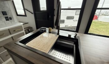 2025 Salem Hemisphere 38VERANDA full