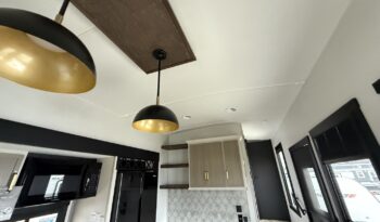 2025 Salem Hemisphere 38VERANDA full