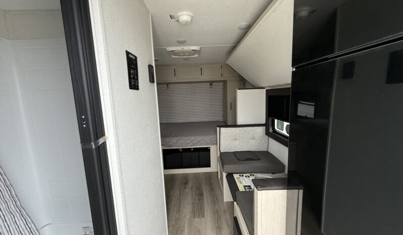 2025 Shasta 16BH full