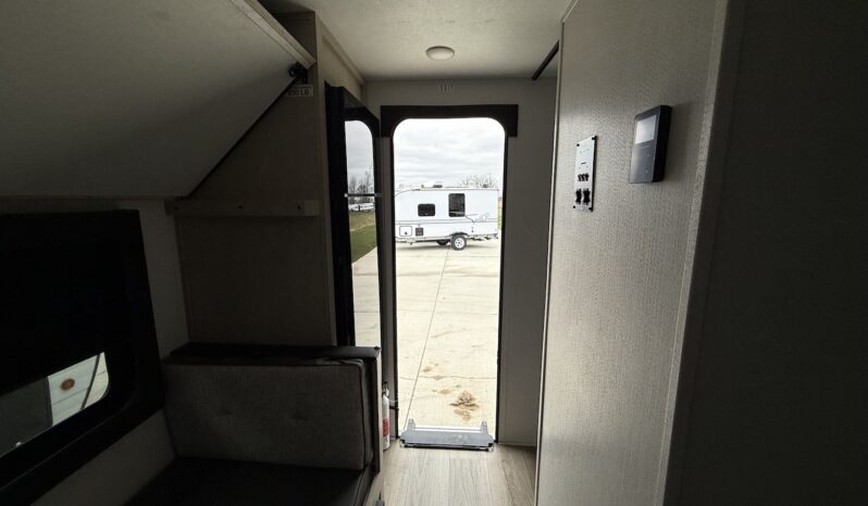 2025 Shasta 16BH full