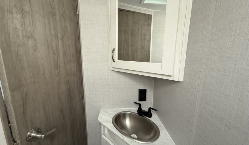 2024 BT Cruiser 5245B full