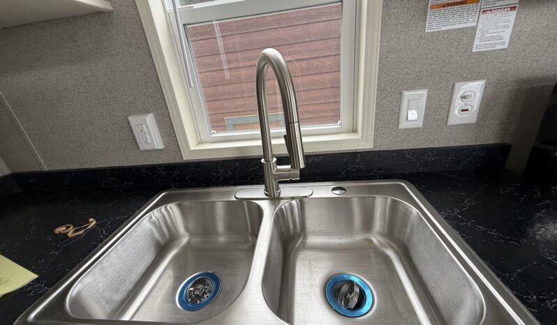 2025 Summit 40CKCL full