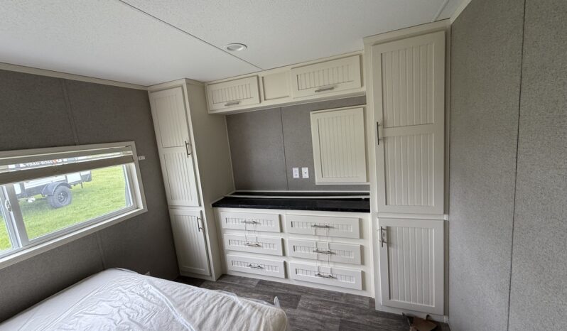 2025 Summit 40CKCL full