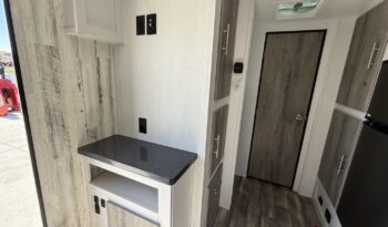 2025 Travel Lite Rove XL 17DB full