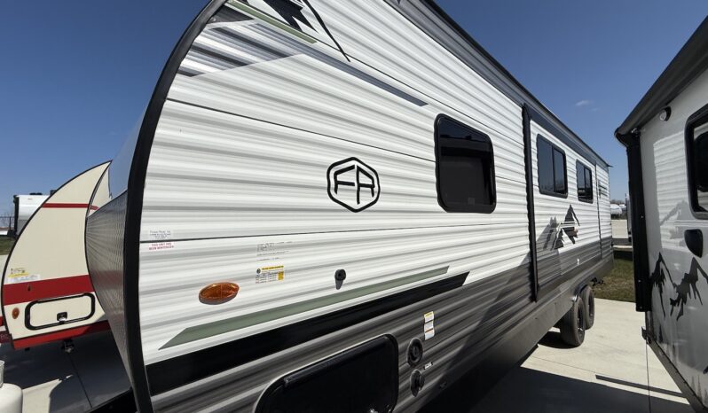 2025 Viking 262DBS full