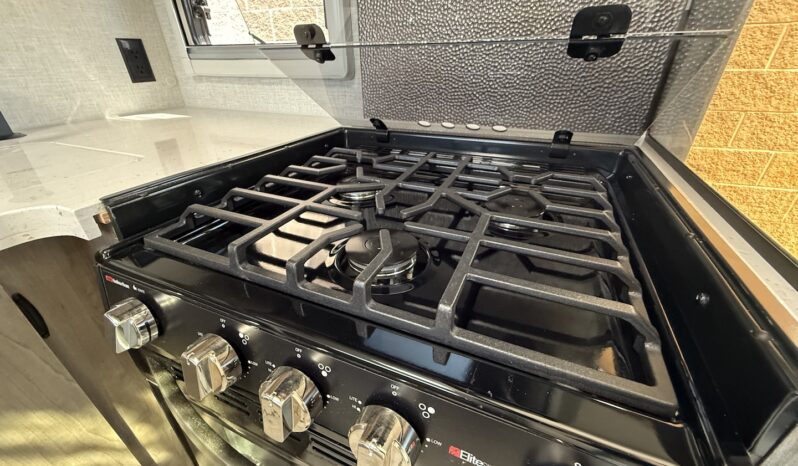 2026 Lance 1172 full