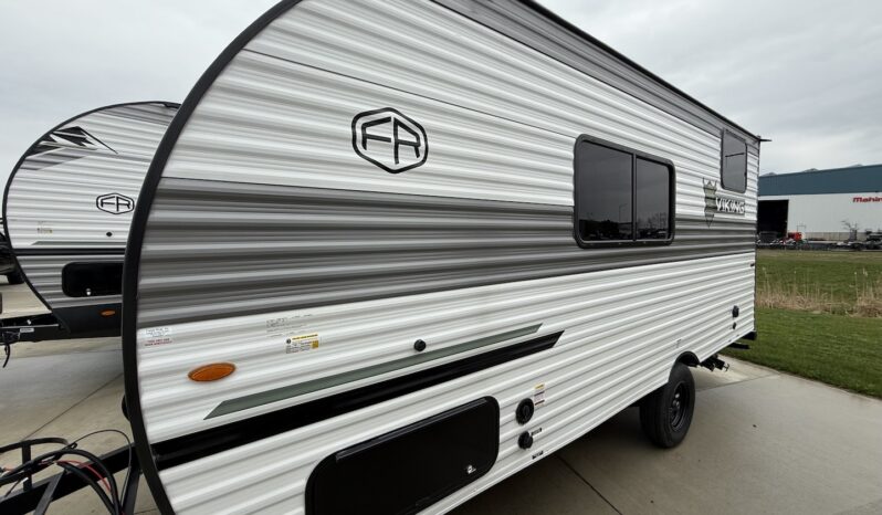 2025 Viking Saga 17BH full