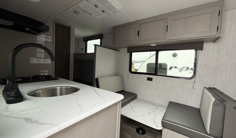 2025 Viking Saga 17BH full