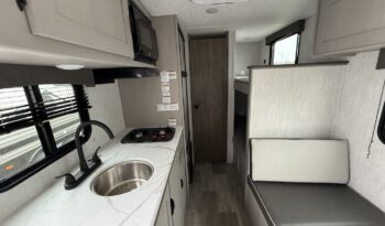 2025 Viking Saga 17BH full