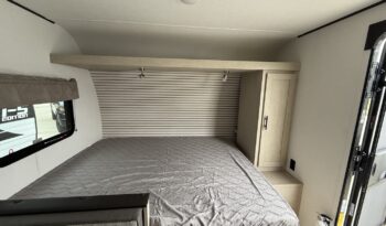 2025 Shasta Oasis 18DBL full