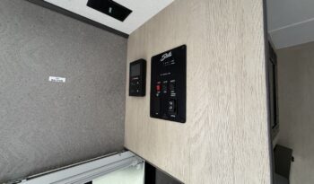 2025 Shasta Oasis 18DBL full