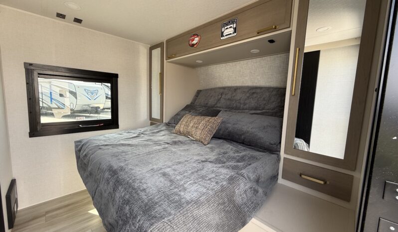 2025 Salem Hemisphere 24RDHL full