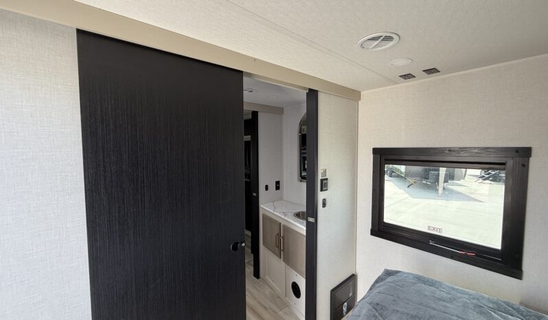 2025 Salem Hemisphere 24RDHL full