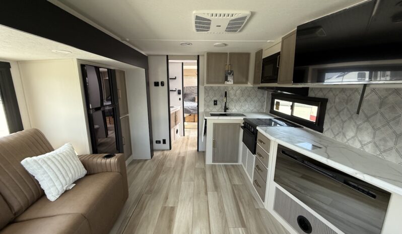 2025 Salem Hemisphere 24RDHL full