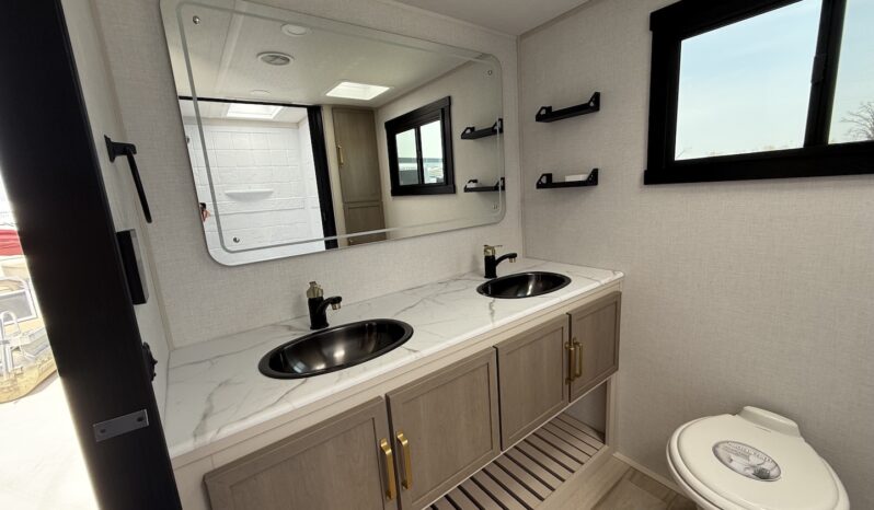 2025 Salem Hemisphere 25RBHL full