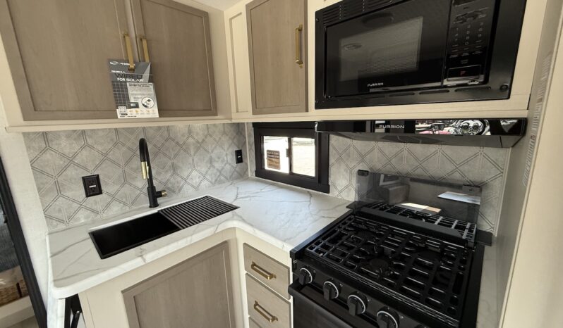 2025 Salem Hemisphere 25RBHL full