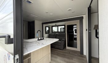 2025 Shasta Oasis I-5 526RBS full