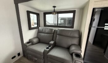 2025 Shasta Oasis I-5 526RBS full