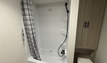 2025 Shasta Oasis I-5 526RBS full