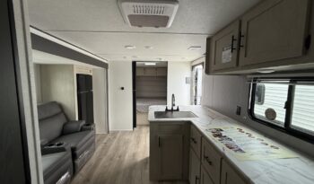 2025 Shasta Oasis I-5 526RBS full