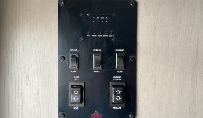 2025 Viking 262DBS full