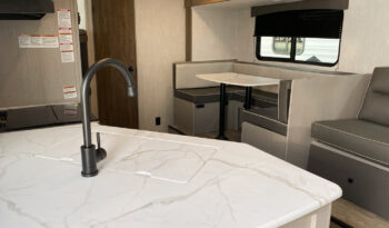 2025 Viking 262DBS full