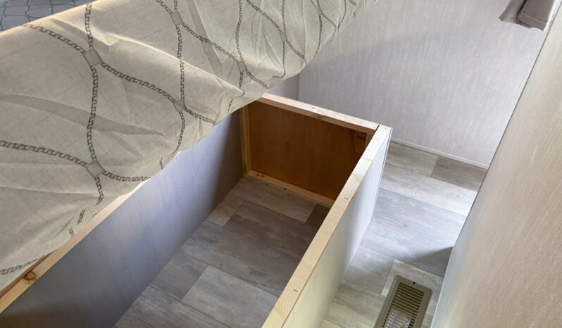 2025 Viking 262DBS full