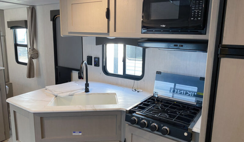 2025 Viking 262DBS full