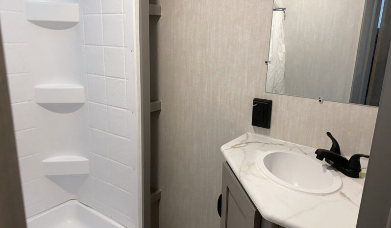 2025 Viking 262DBS full