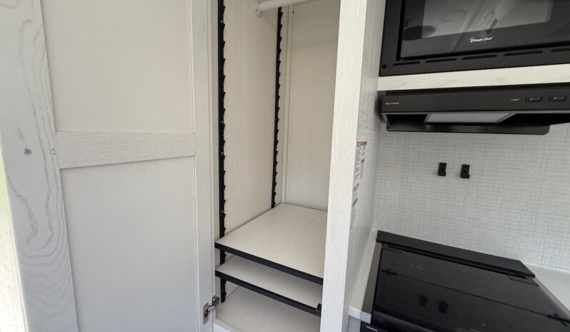 2025 Palomino Real Lite HS-1806 full