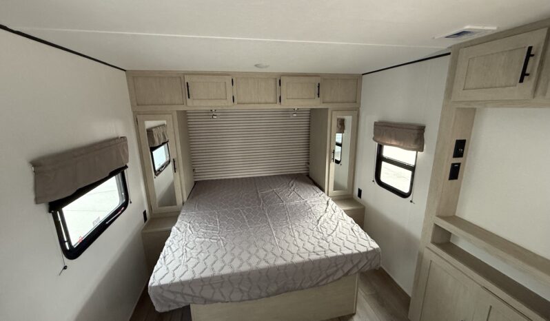 2025 Shasta Oasis 20RB full