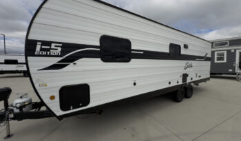 2025 Shasta Oasis I-5 526BH full