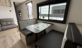 2025 Shasta Oasis I-5 526BH full