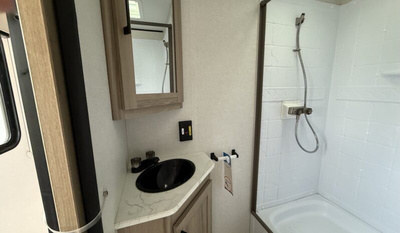 2025 Coleman 25REX full